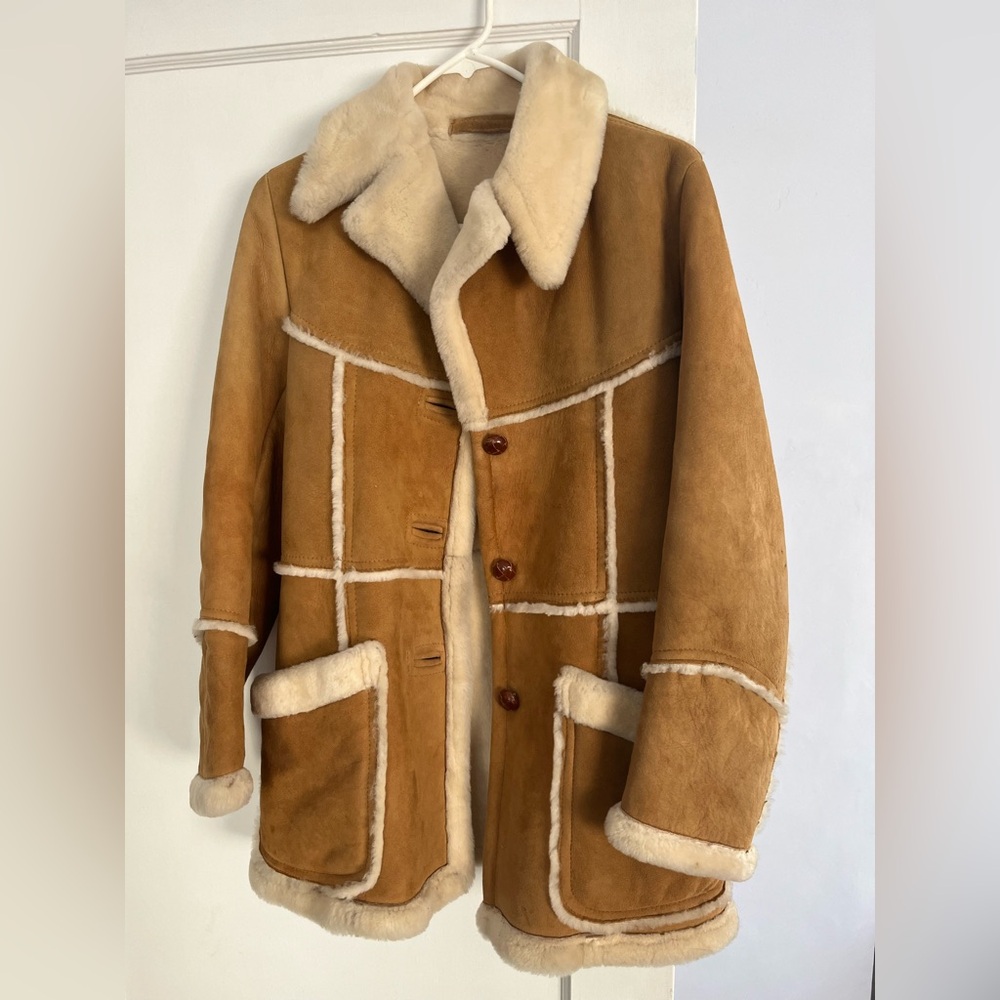 VINTAGE Women’s Tan Shearling Coat Suede